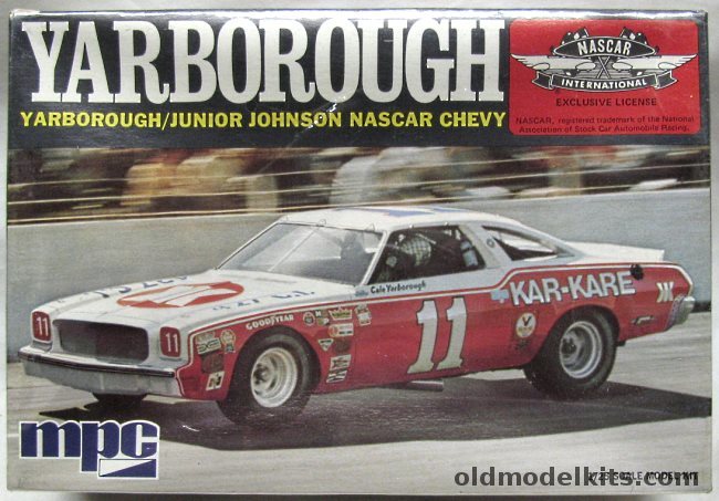 MPC 1/25 Chevrolet Chevelle Laguna Cale Yarborough / Junior Johnson NASCAR, 1-1709 plastic model kit